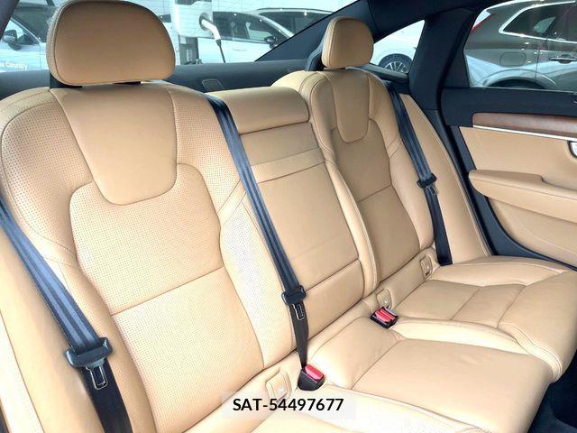 Volvo S90 2018-03 5882160-11