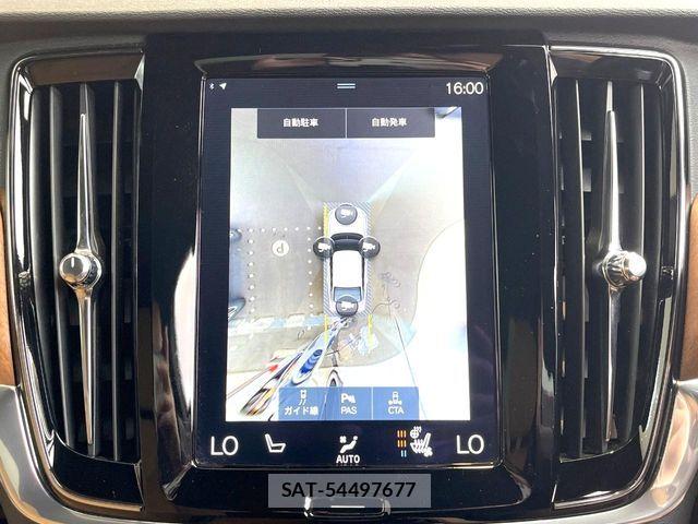 Volvo S90 2018-03 5882160-7