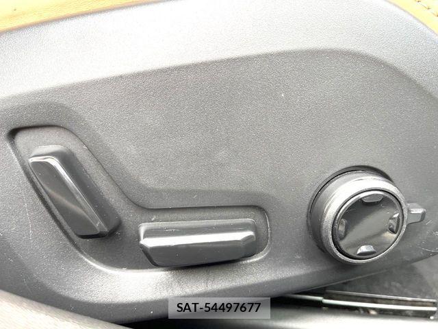 Volvo S90 2018-03 5882160-8