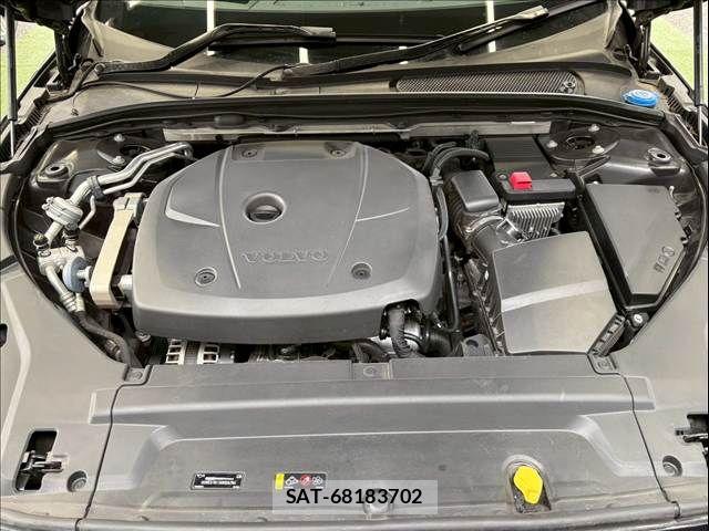 Volvo S90 2017-03 6277621-11
