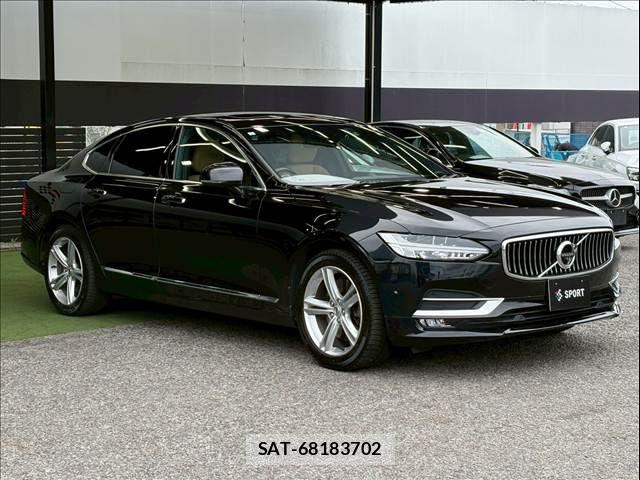 Volvo S90 2017-03 6277621-15