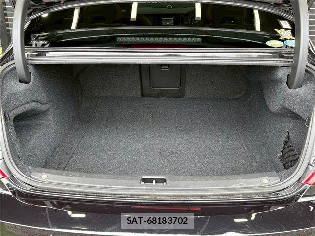 Volvo S90 2017-03 6277621-17
