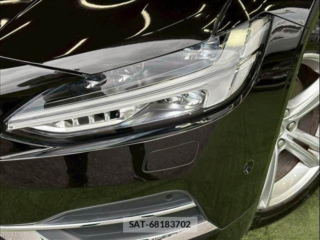 Volvo S90 2017-03 6277621-19