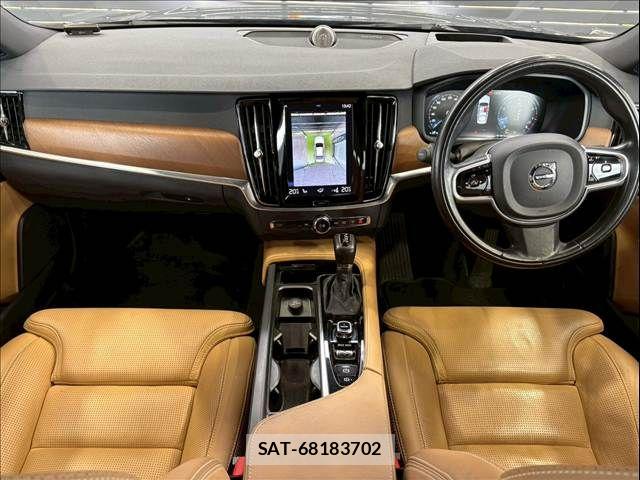 Volvo S90 2017-03 6277621-3