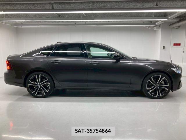 Volvo S90 2023-02 6615507-9