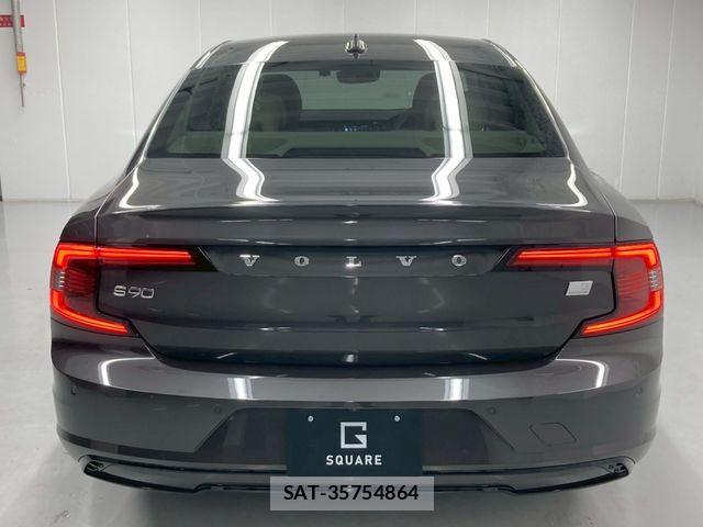 Volvo S90 2023-02 6615507-13