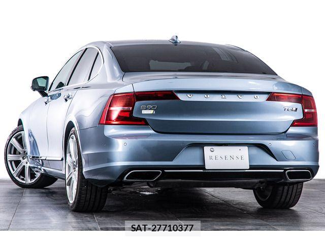 Volvo S90 2017-09 6999040-9