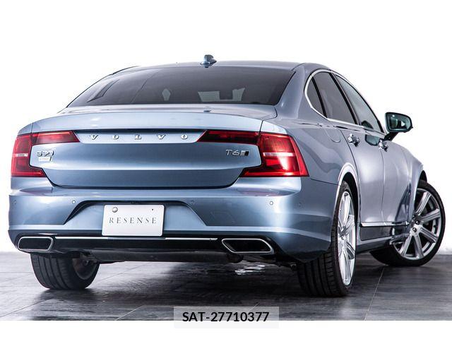 Volvo S90 2017-09 6999040-11