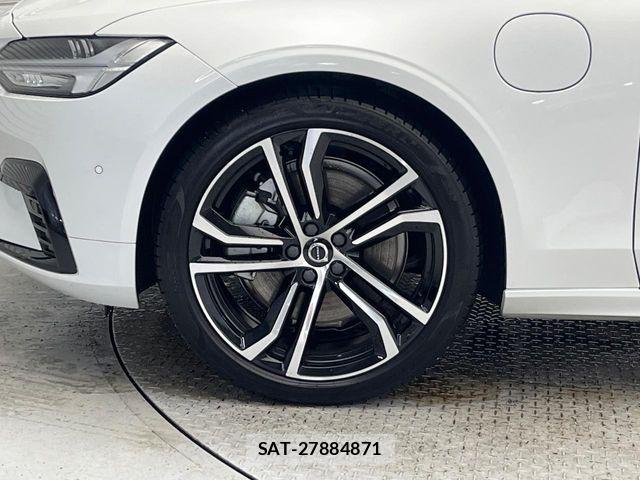 Volvo S90 2021-09 7273224-15
