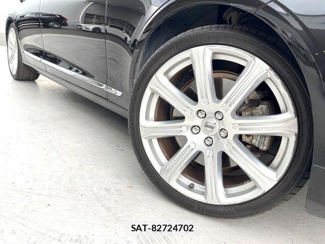 Volvo S90 2017-08 7330973-15