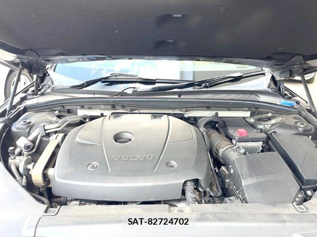 Volvo S90 2017-08 7330973-19