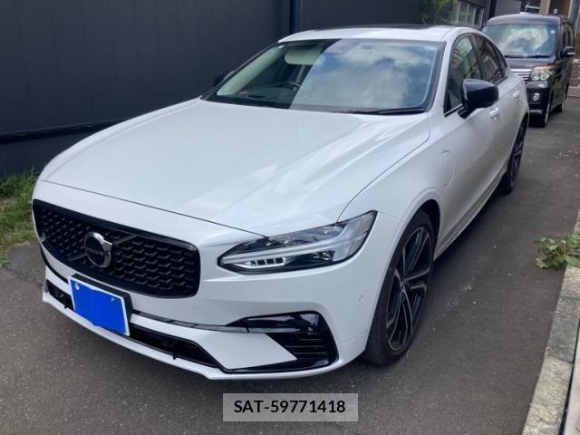 Volvo S90 2023-03 8338393-0