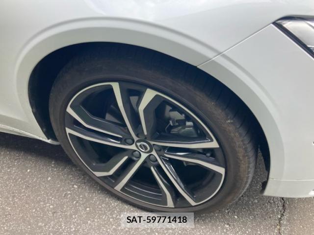 Volvo S90 2023-03 8338393-7