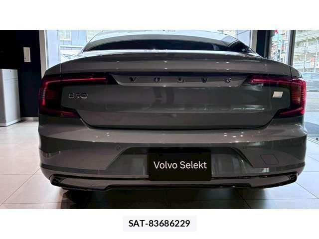 Volvo S90 2023-02 8415722-9
