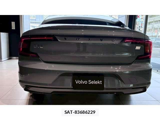 Volvo S90 2023-02 8415722-10