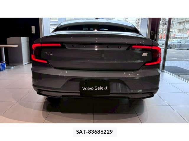 Volvo S90 2023-02 8415722-13