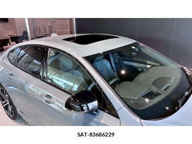 Volvo S90 2023-02 8415722-6