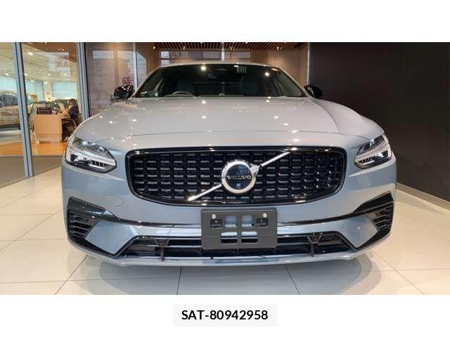 Volvo S90 2022-11 8415724-1