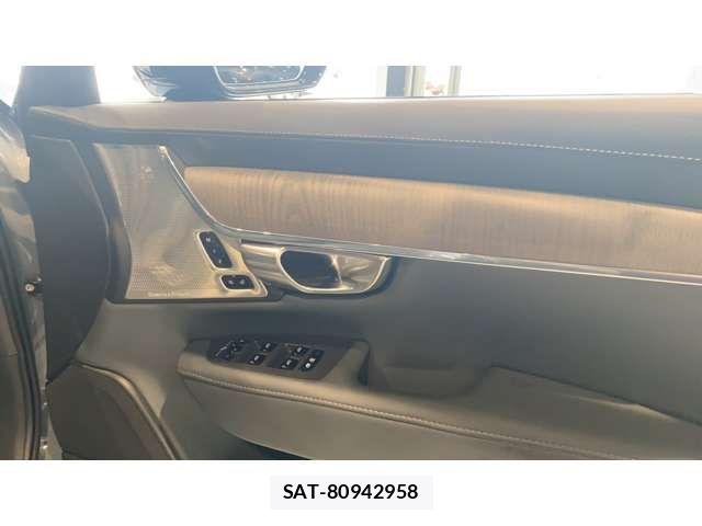 Volvo S90 2022-11 8415724-19