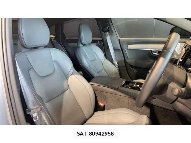 Volvo S90 2022-11 8415724-6