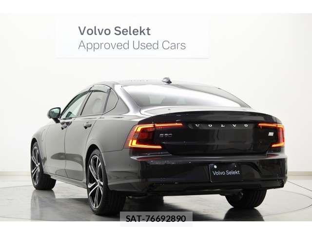 Volvo S90 2024-11 8563984-9