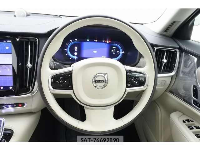 Volvo S90 2024-11 8563984-11