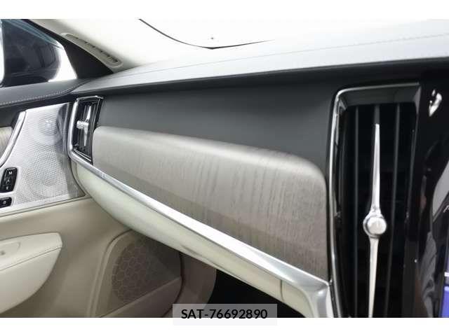 Volvo S90 2024-11 8563984-18
