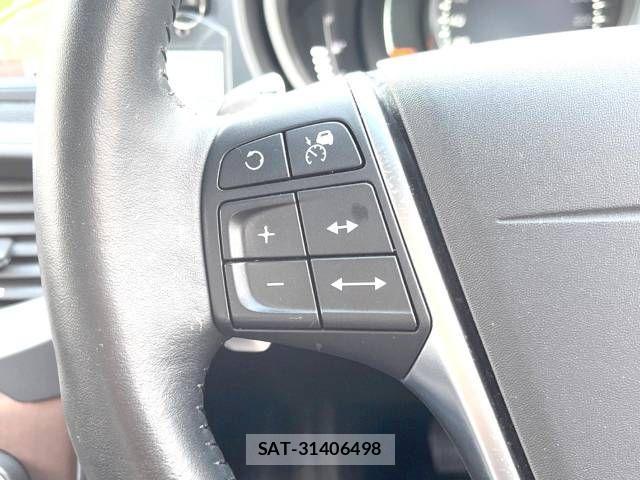 Volvo V40 2017-11 873393-6