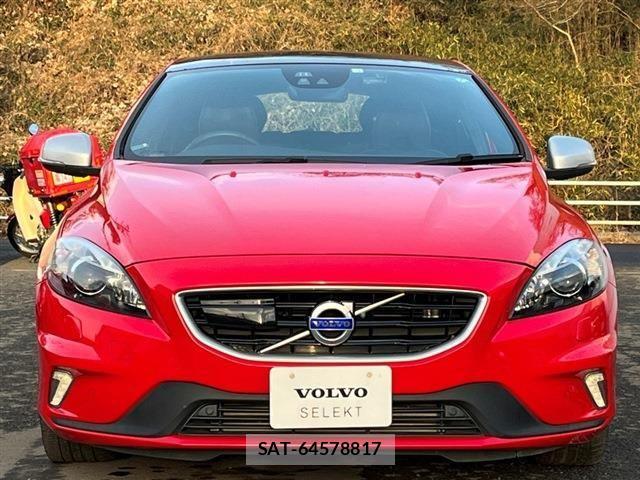 Volvo V40 2016-03 873392-1