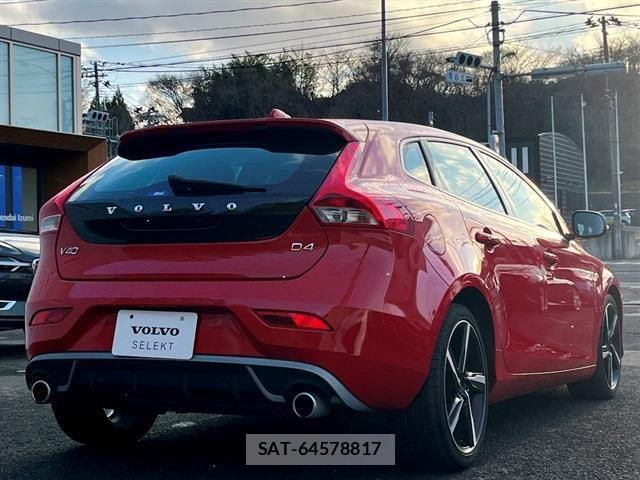 Volvo V40 2016-03 873392-4