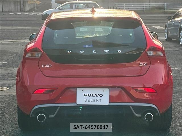 Volvo V40 2016-03 873392-5