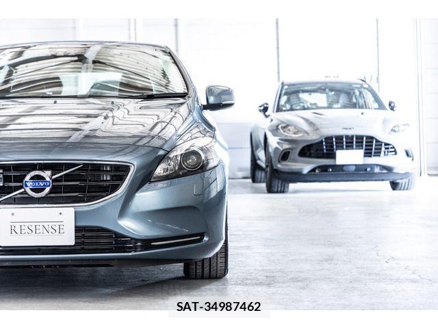 Volvo V40 2013-08 1555192-14