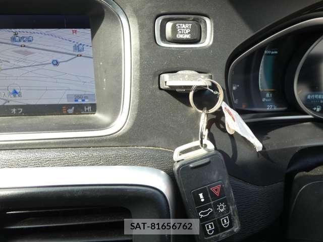 Volvo V40 2013-09 4993198-12