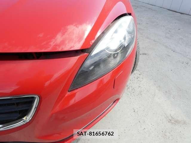 Volvo V40 2013-09 4993198-23