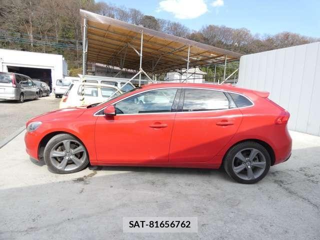 Volvo V40 2013-09 4993198-28