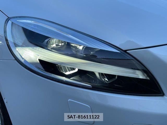 Volvo V40 2017-05 6220930-15