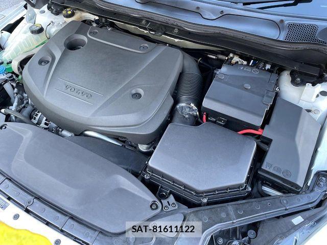 Volvo V40 2017-05 6220930-16