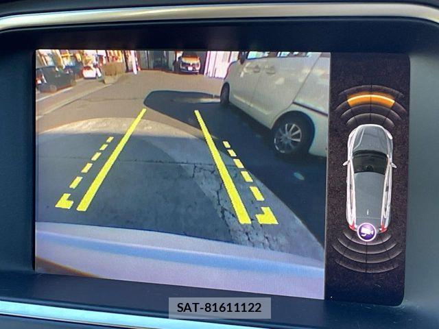 Volvo V40 2017-05 6220930-5