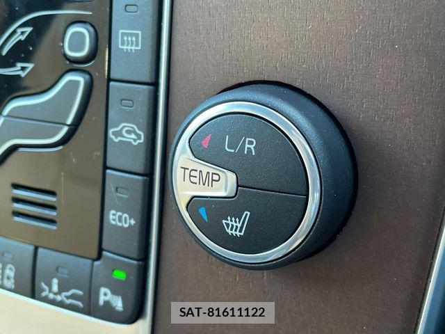 Volvo V40 2017-05 6220930-6