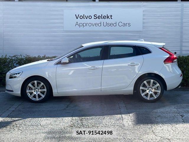 Volvo V40 2017-06 6220931-17