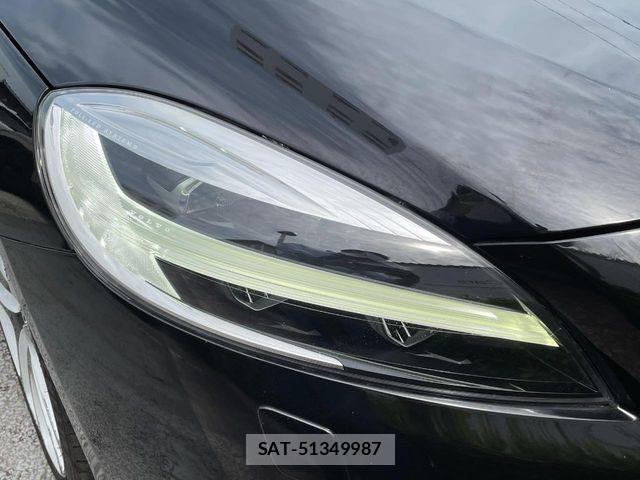 Volvo V40 2018-12 6504545-13