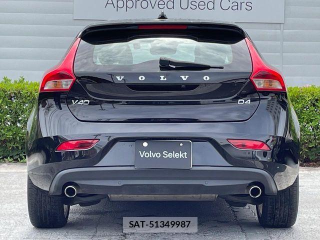 Volvo V40 2018-12 6504545-17