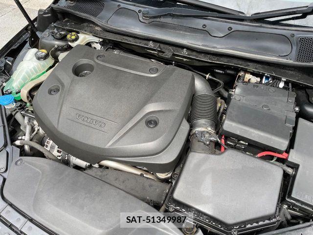 Volvo V40 2018-12 6504545-18