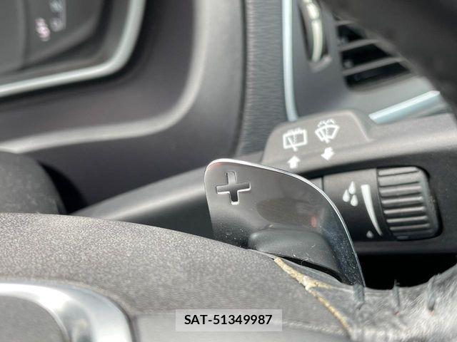 Volvo V40 2018-12 6504545-7