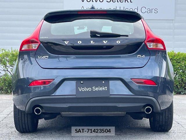 Volvo V40 2017-05 6504544-17