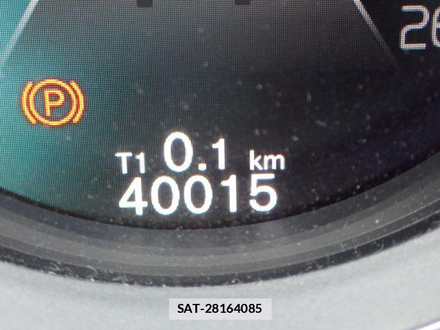 Volvo V40 2017-06 6678645-13