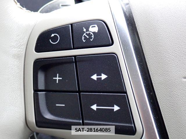 Volvo V40 2017-06 6678645-15