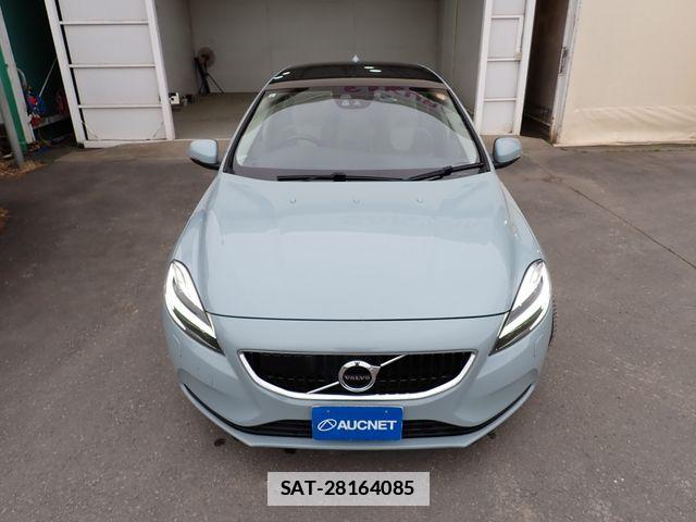 Volvo V40 2017-06 6678645-4