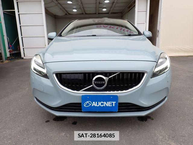 Volvo V40 2017-06 6678645-5
