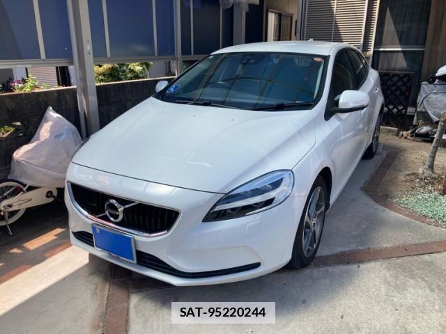Volvo V40 2018-09 6915023-0